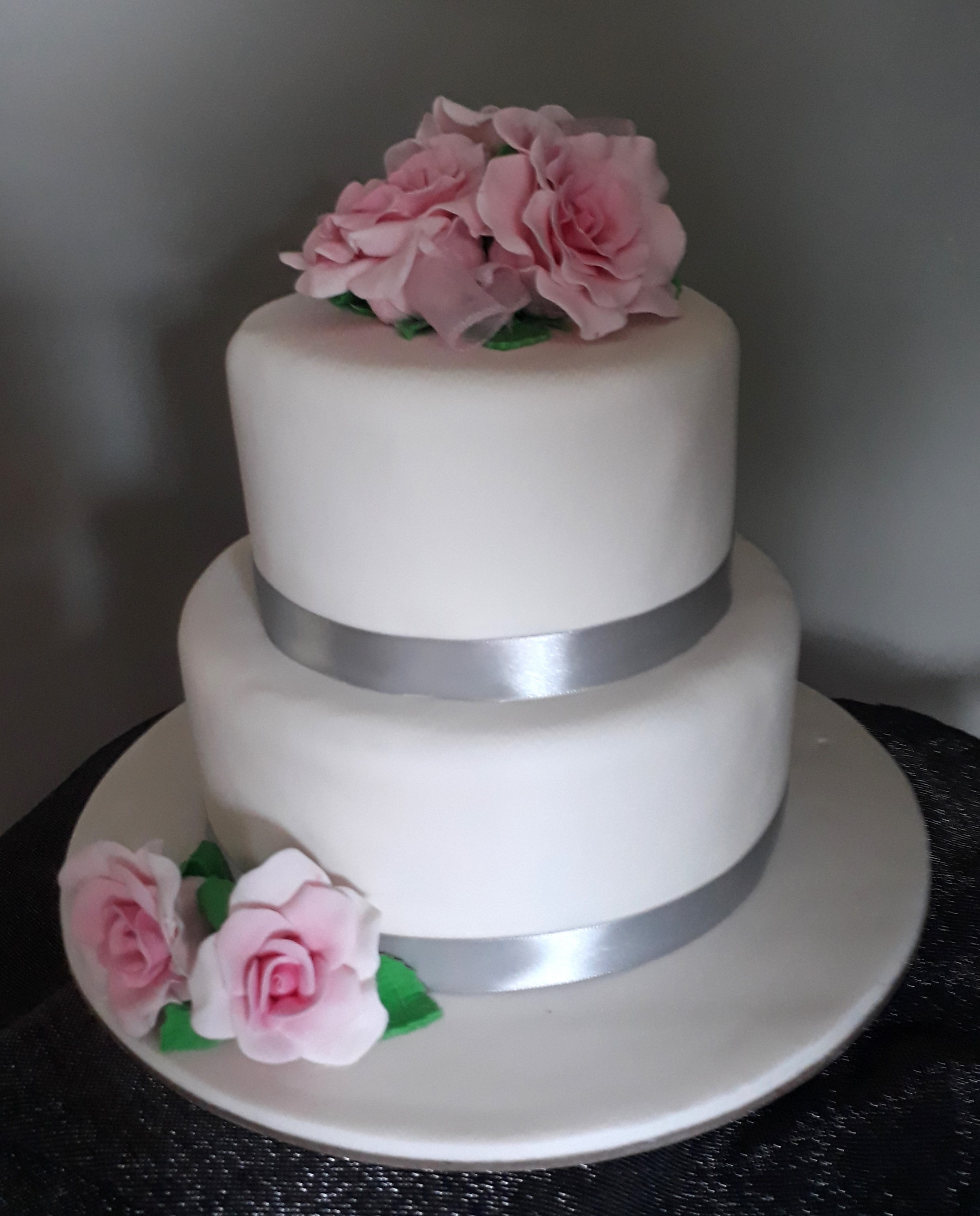Cake Decorating - Make Icing Roses and Decorate a 2 Tier Wedding/Birthday Cake